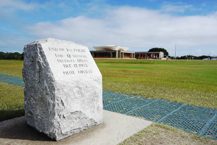 Kitty Hawk Memorial